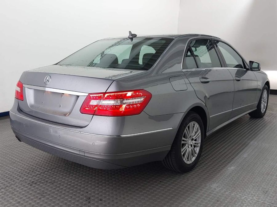Mercedes E klasa 2011 serwisowany: zdjęcie 98751542