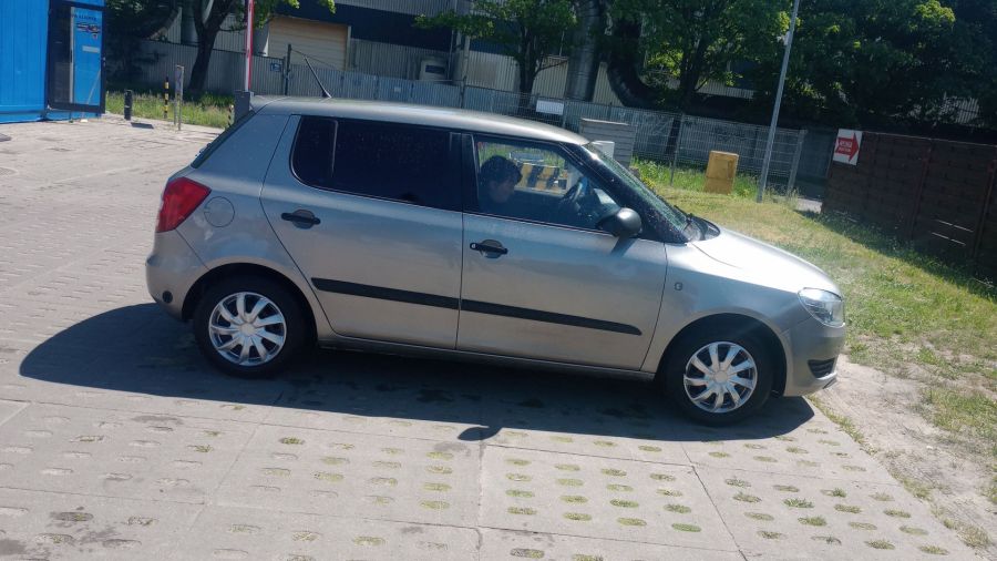 Samochody osobowe: zdjecie 98760854
