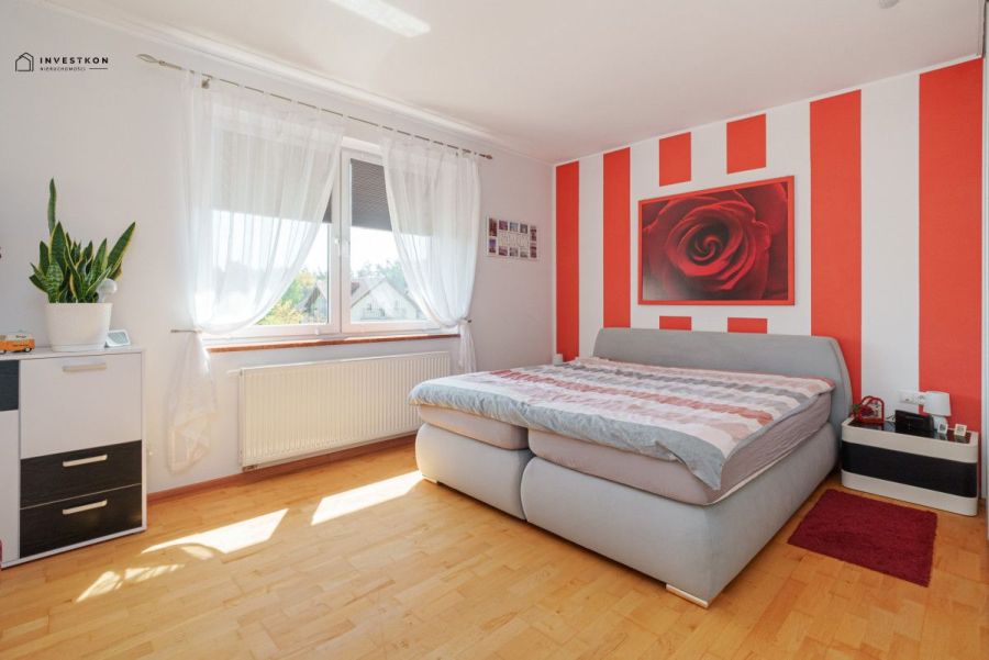 Dom przy lesie z możliwością wydzielenia 2 lokali: zdjecie 98761093
