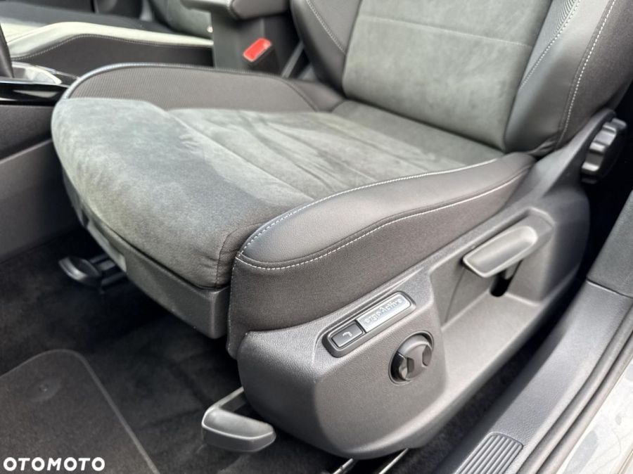Volkswagen T-Roc: zdjecie 98768675