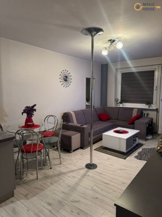 2 pokoje z balkonem i alarmem | Chylonia: zdjecie 98768912