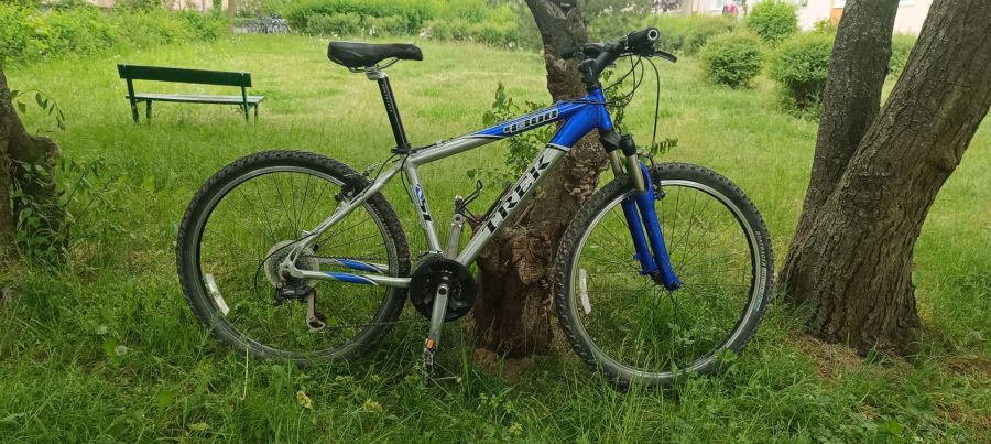 Rower TREK niebiesko srebrny 26 cali: zdjęcie 98778049