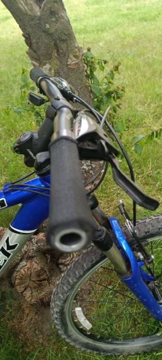 Rower TREK niebiesko srebrny 26 cali: zdjecie 98778052