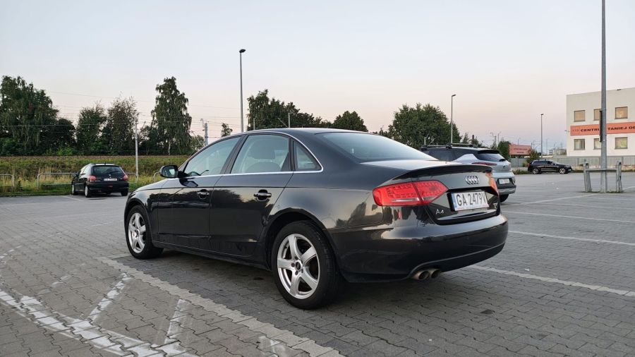 Audi A4 sedan na sprzedaż: zdjęcie 98778218