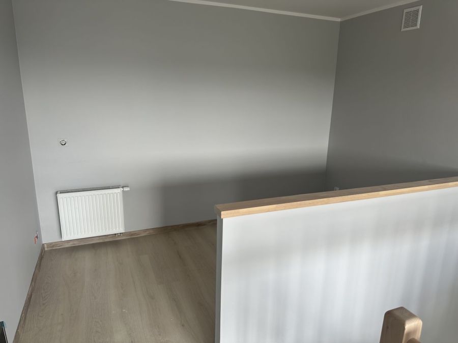Mieszkanie dwupoziomowe z dwoma balkonami .: zdjęcie 98779589