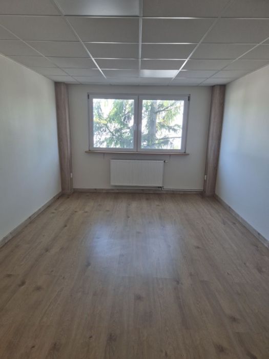 Dwa pomieszczenia biurowe do wynajęcia- własny duży parking: zdjęcie 98780580