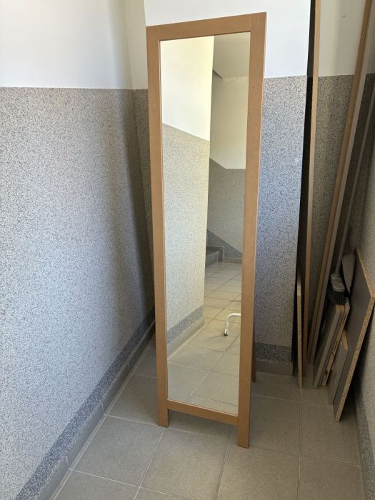 Lustro stojące: zdjęcie 98785399