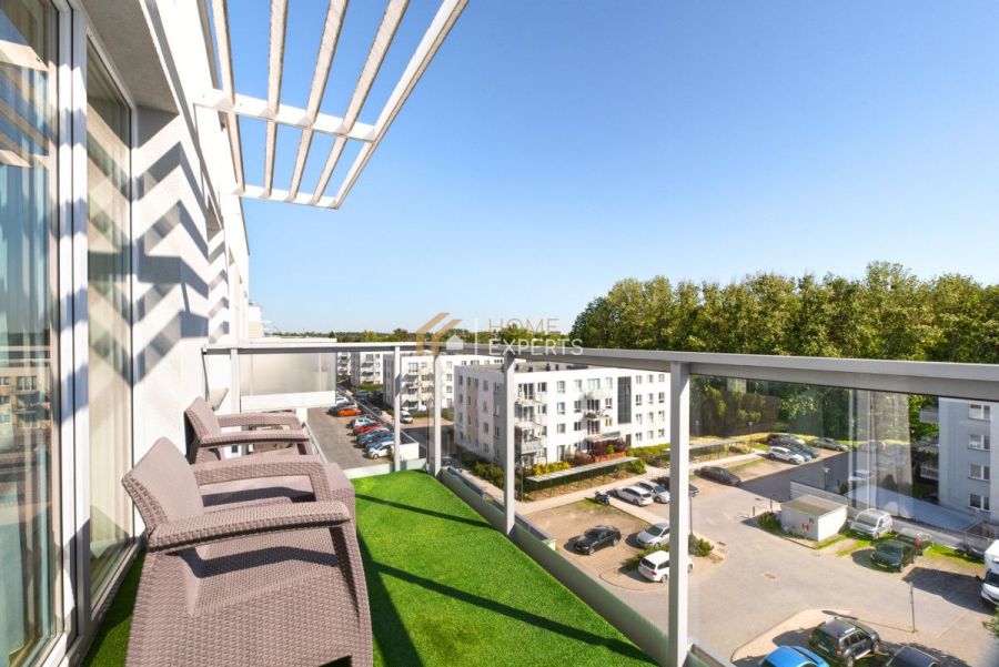 Komfortowy apartament z widokiem na jezioro: zdjecie 98786720