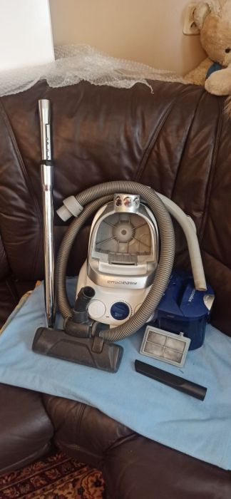 odkurzacz bezworkowy Electrolux ErgoEasy 1800W: zdjęcie 98787935