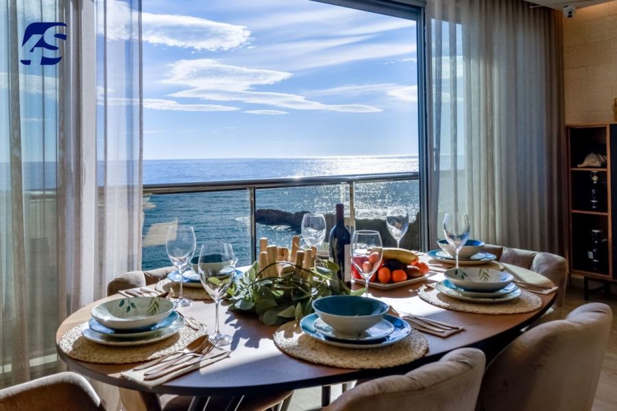 Dwupoziomowy apartament w 1 linii brzegowej: zdjecie 98807494