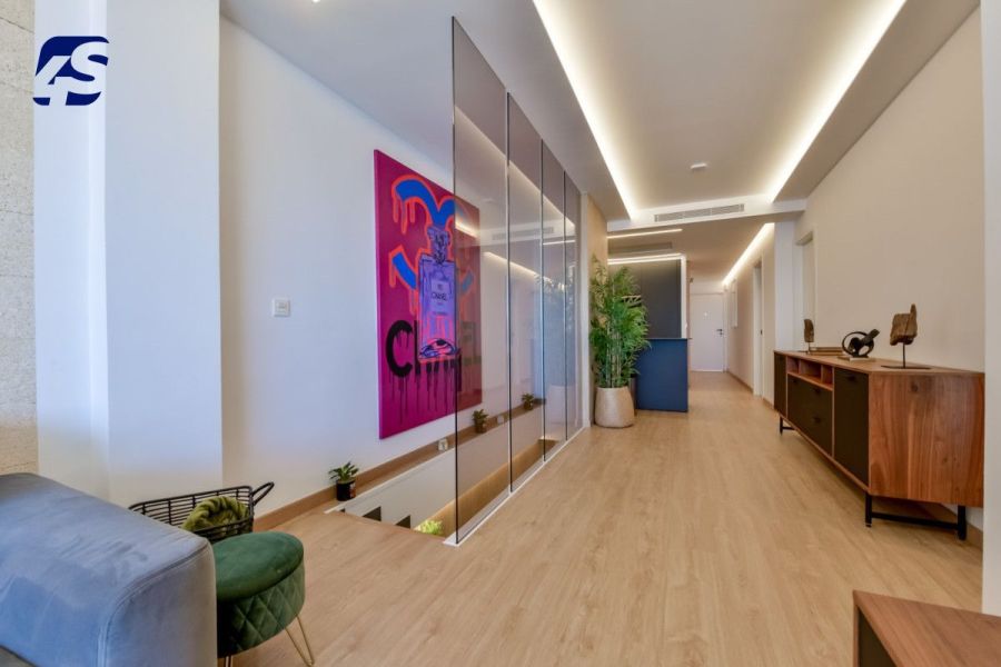 Dwupoziomowy apartament w 1 linii brzegowej: zdjecie 98807500
