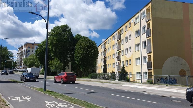 W dobrej cenie;dla singla lub pary,2 pok+balkon