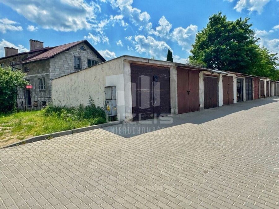 Garaż o powierzchni 20 m2 energia Piłsudskiego