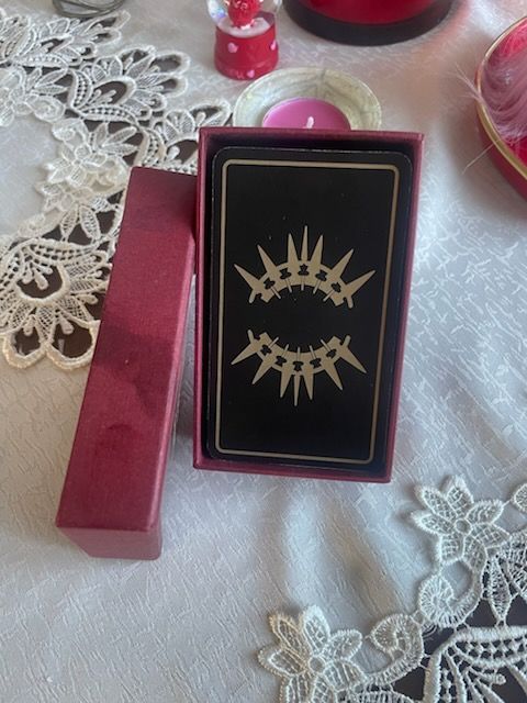 Wróżka Sabrina karty klasyczne tarot rytuały