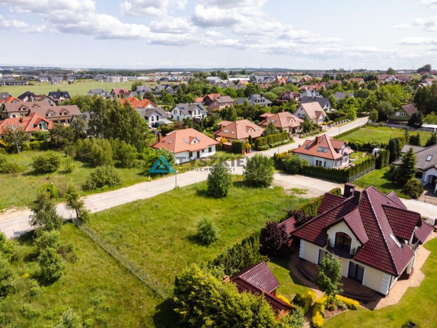 Uzbrojona działka 1023 m&sup2; | projekt domu w cenie: zdjecie 99391992