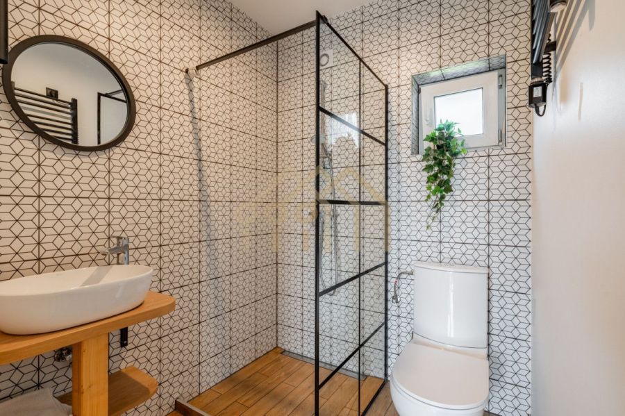 Dochodowy, pięknie utrzymany pensjonat z basenem: zdjecie 99173255