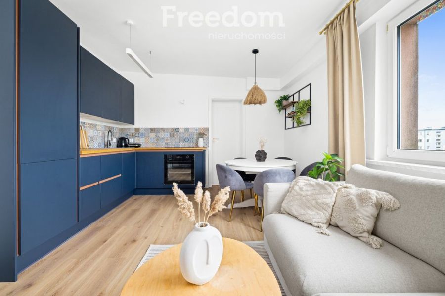 3 pokoje po generalnym remoncie | balkon