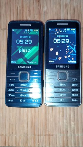 Samsungi gt-s5611 super stan cena za dwa: zdjecie 66471050