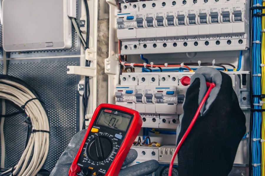 Serwis Fotowoltaiki  Pomiary Elektryczne  Pogotowie Elektryczne