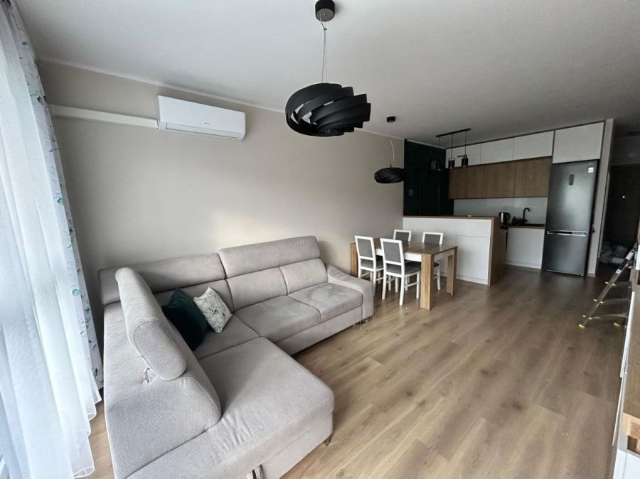 Komfortowe mieszkanie w Cisowej do wynajęcia