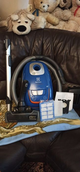 Electrolux Ultrasilencer ZUS 3955CB Origin kpl