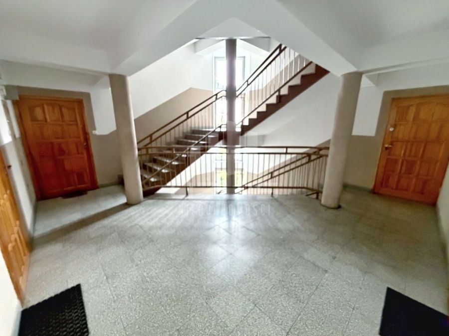 Mieszkanie 3 pokojowe na 1 piętrze: zdjecie 99334720