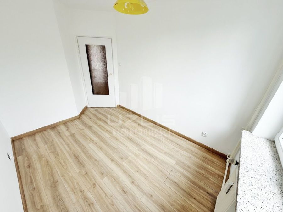 Mieszkanie 3 pokojowe na 1 piętrze: zdjecie 99334714