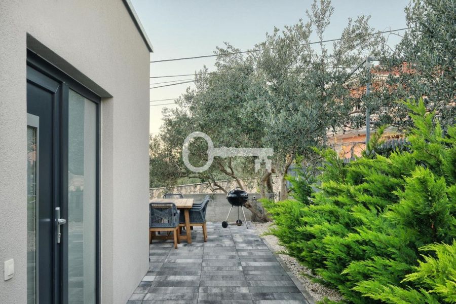 Nowoczesny penthouse: zdjecie 99044045