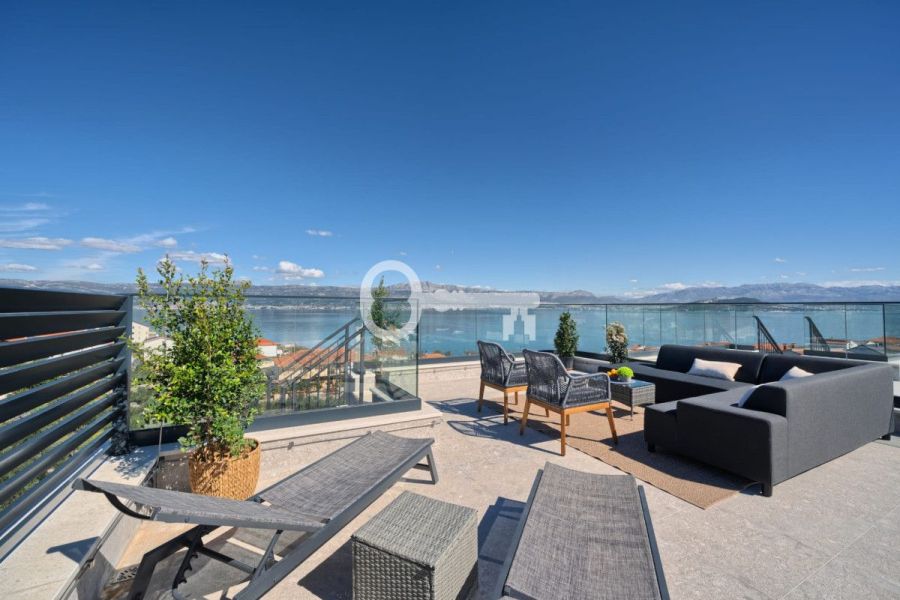 Nowoczesny penthouse: zdjecie 99044032