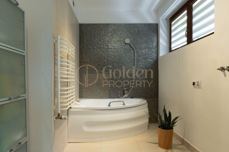 Wyjątkowy apartament z ogrodem w historycznej will: zdjecie 99052273