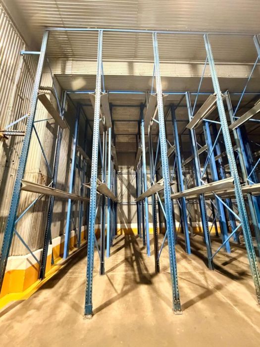 Regały wjezdne używane w bardzo dobrym stanie do M: zdjecie 99052374