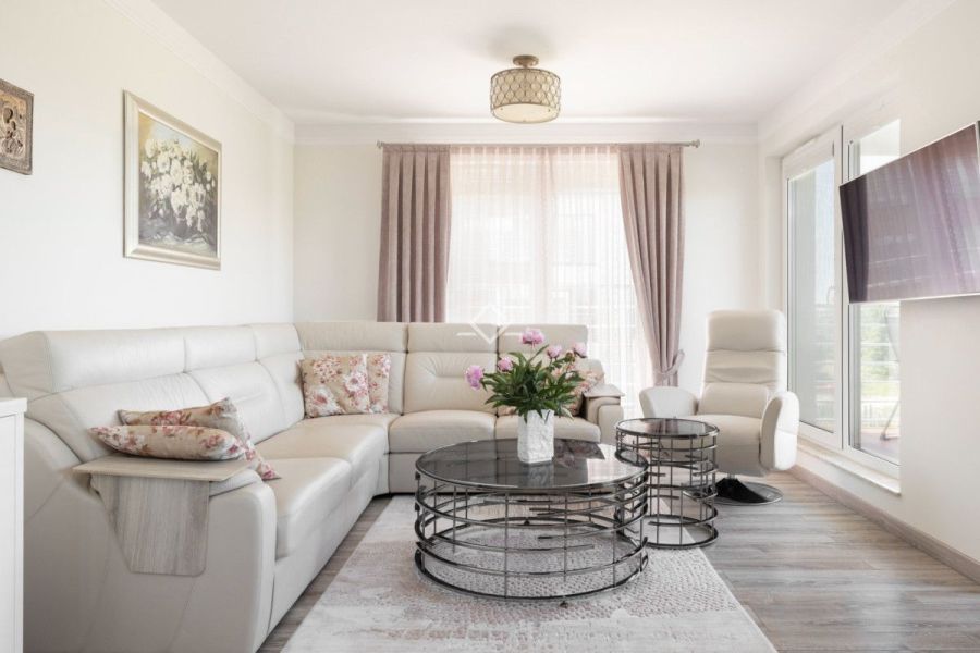 apartament nad morzem | 73 M&sup2; | jastrzębia góra: zdjecie 99159906