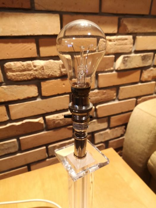 Elegancka Lampka Stołowa: zdjecie 99076297