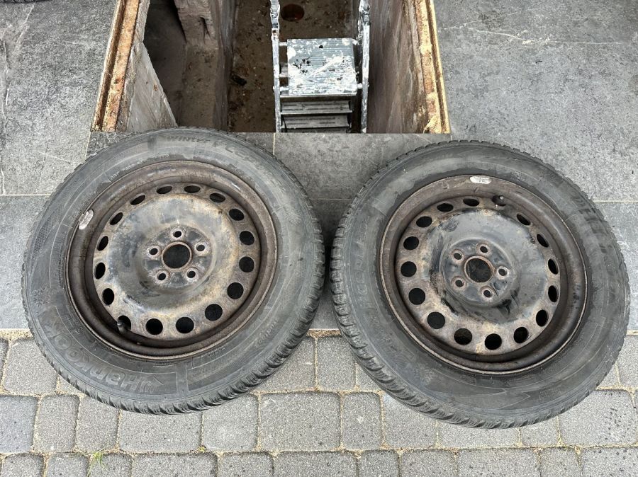 Felgi stalowe R15 5x100 z oponami zimowymi Hankook 185/65 - Toyota: zdjecie 99082135