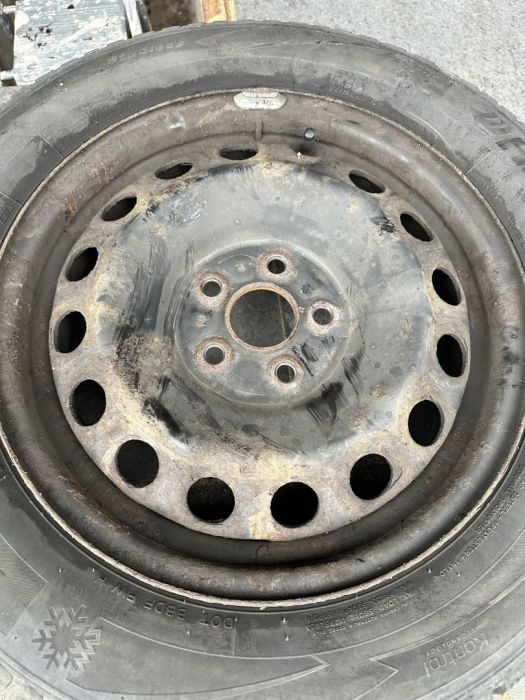 Felgi stalowe R15 5x100 z oponami zimowymi Hankook 185/65 - Toyota: zdjecie 99082136