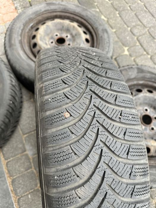 Felgi stalowe R15 5x100 z oponami zimowymi Hankook 185/65 - Toyota: zdjecie 99082140