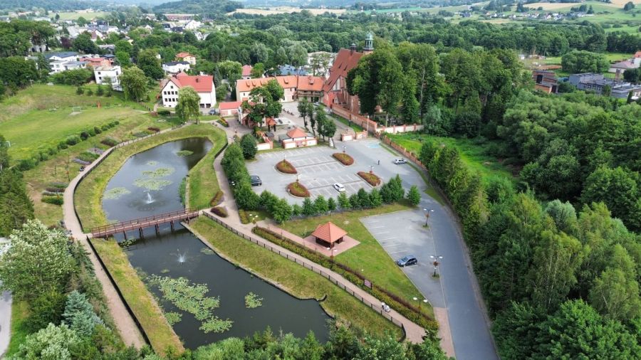 Ujęcia z lotu ptaka  drona - fotografia i filmy: zdjecie 99089406