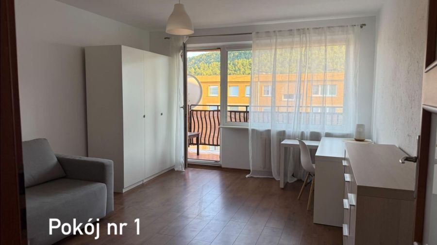 Wynajmę 3 pokoje blisko SKM Gdynia Cisowa od zaraz