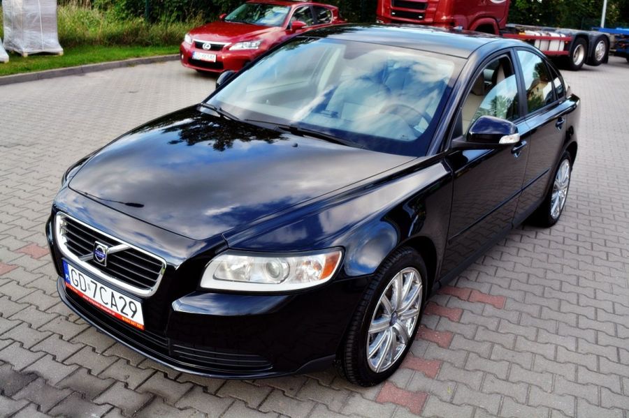 Volvo S40