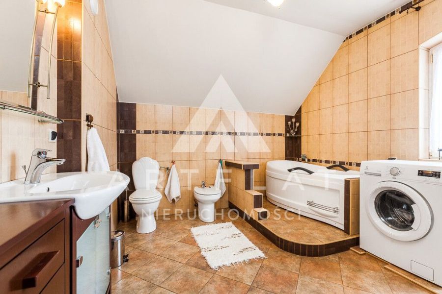 Dom + biznes w jednym | 219 m&sup2; + 300 m&sup2; | Reda: zdjecie 99218460