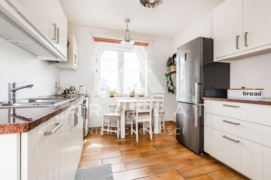 Dom + biznes w jednym | 219 m&sup2; + 300 m&sup2; | Reda: zdjecie 99218452