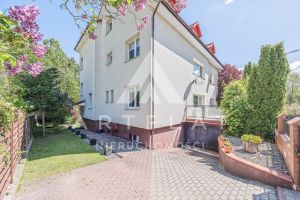 Przestronny dom z dużym ogrodem i sąsiedztwem lasu: zdjecie 66491776