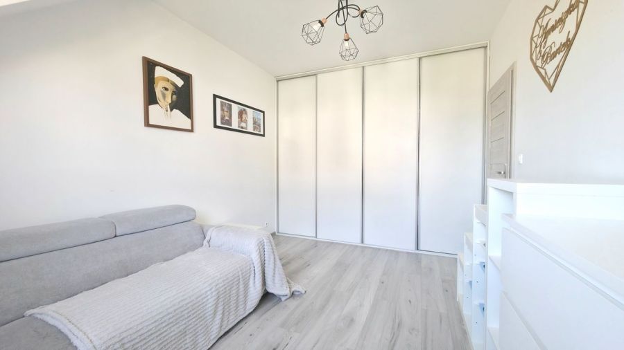 4 pokoje, 2 łazienki, 2 poziomy, garaż: zdjecie 99148843