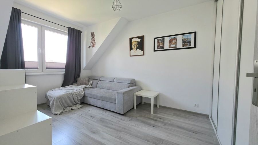 4 pokoje, 2 łazienki, 2 poziomy, garaż: zdjecie 99148845
