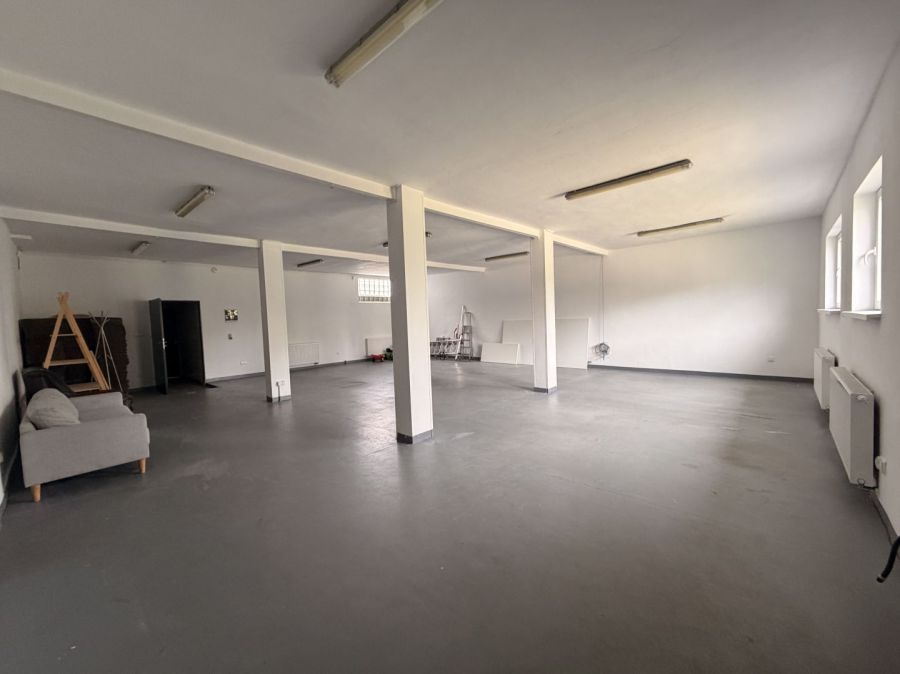 Lokal na usługi nieuciążliwe i magazyn 159,9 m² I Pruszcz Gdański