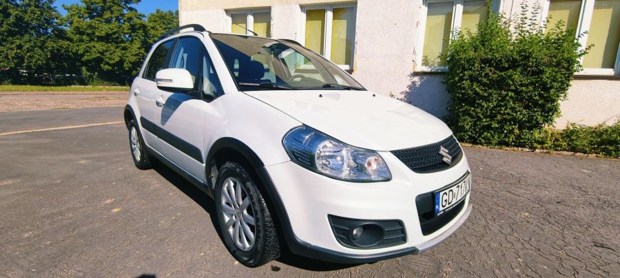 Suzuki SX4