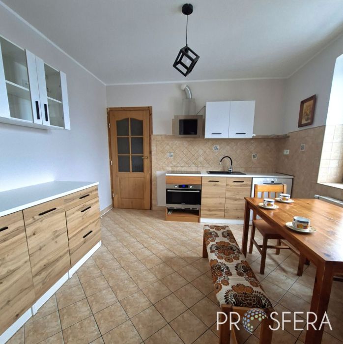 Dom z garażem wydzielone mieszkania gotowy do zamieszkania: zdjecie 99169505