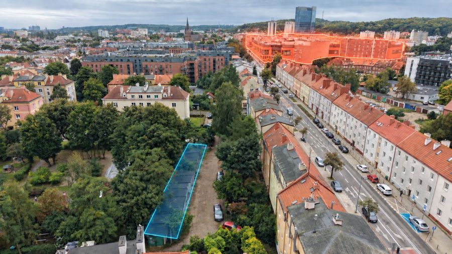 Murowany garaż przy Metropolii | Automatyczna brama: zdjecie 99492676