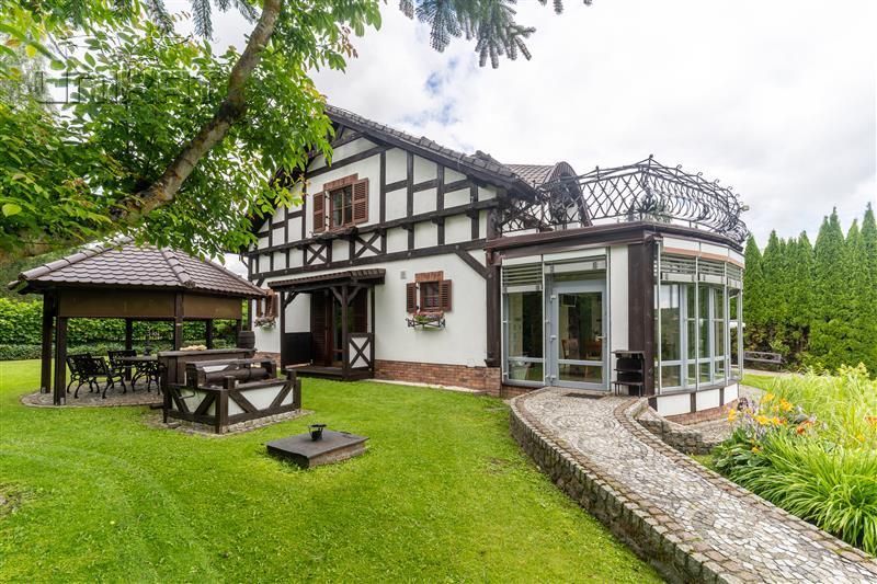 Dom z wyjątkowym ogrodem i widokiem | 3084 m2
