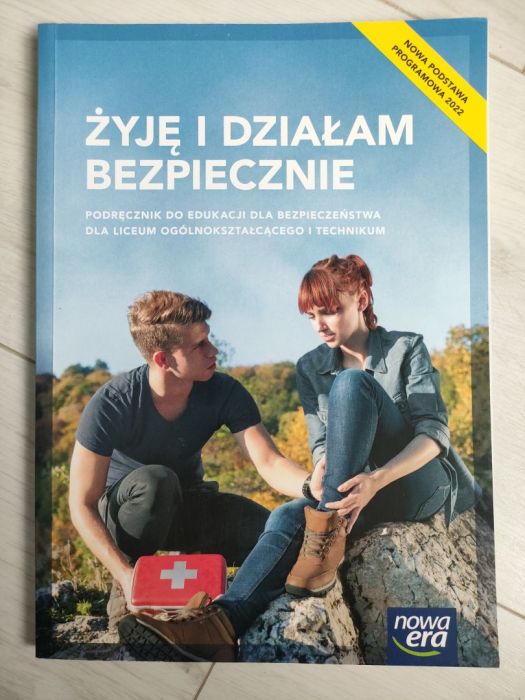 Podręczniki do klasy pierwszej liceum i technikum: zdjecie 99201148